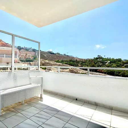 Apartamento 2 Dormitorios Solo Adultos, Freewifi, Cerca Playa De Americas