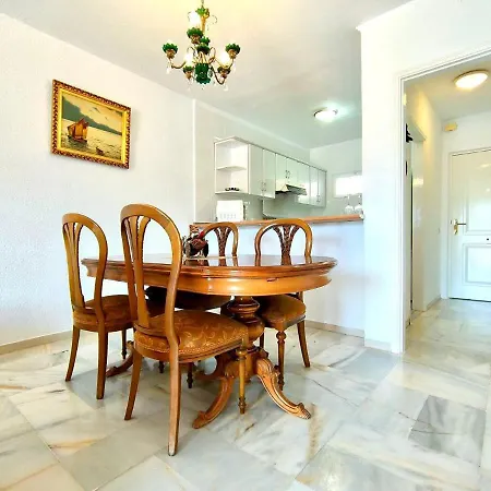 アパート Apartamento 2 Dormitorios Solo Adultos, Freewifi, Cerca Playa De Americas アデヘ
