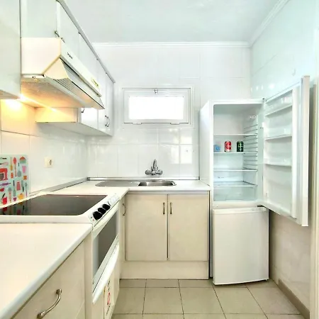 アパート Apartamento 2 Dormitorios Solo Adultos, Freewifi, Cerca Playa De Americas *