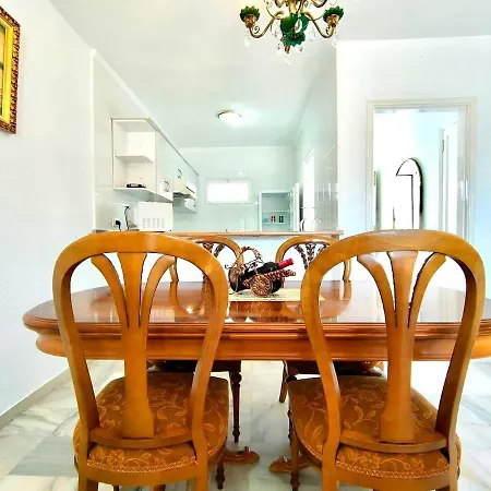 Apartamento 2 Dormitorios Solo Adultos, Freewifi, Cerca Playa De Americas アパート